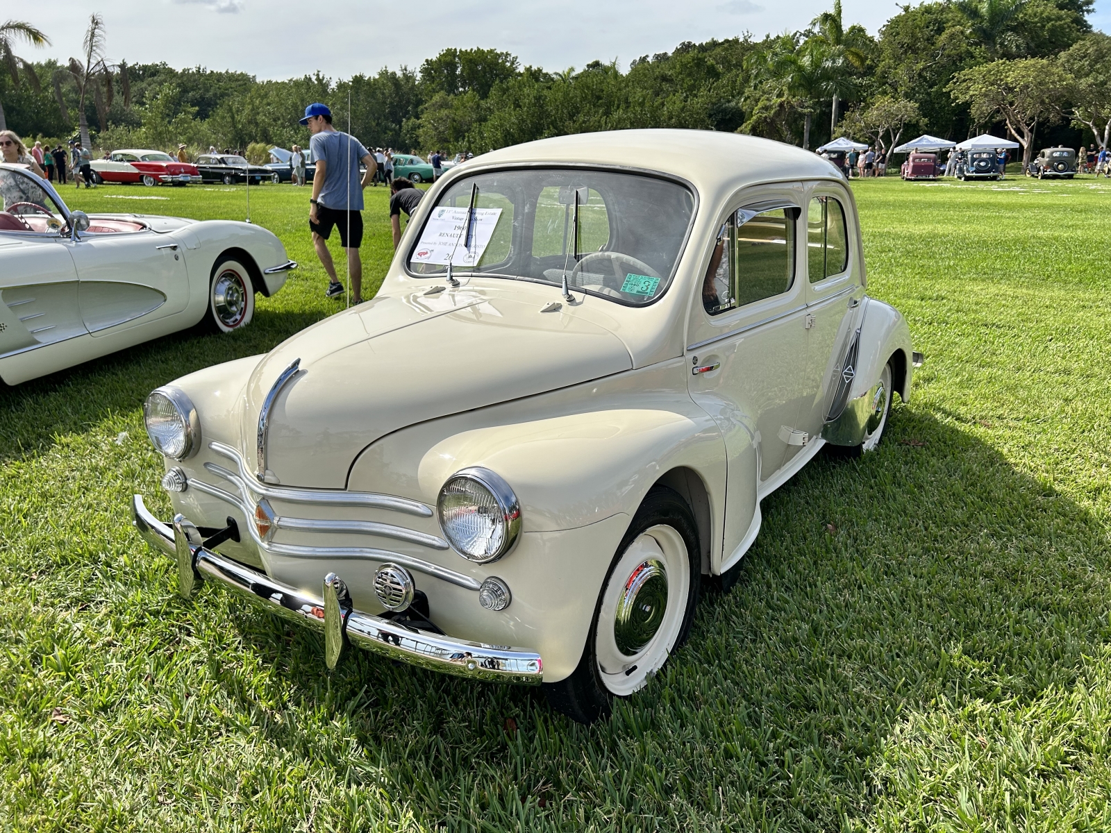 IMG_6821-1960-Renault-4CV