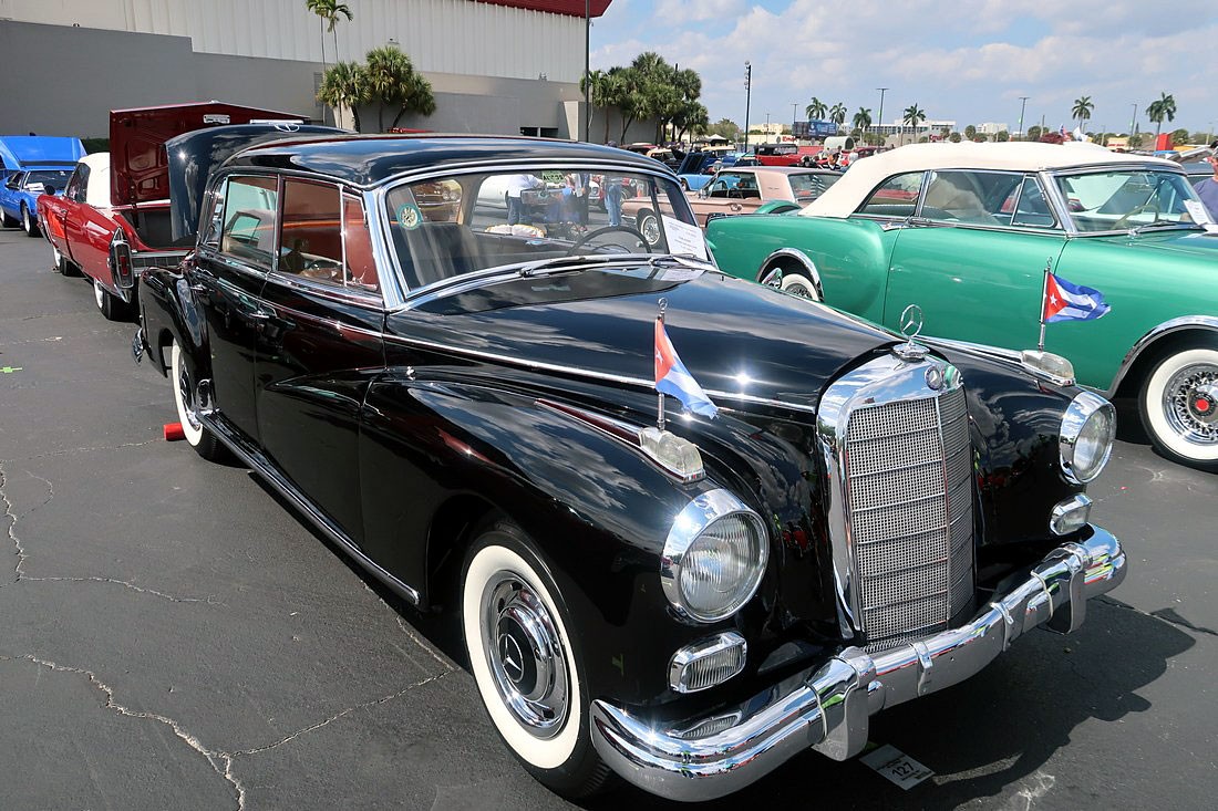 29 1958 Mercedes-Benz 300D